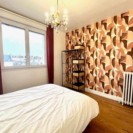 T & A - Cosy Et Lumineux Au Coeur De Ville - 6-8 Pers 반느 외부 사진