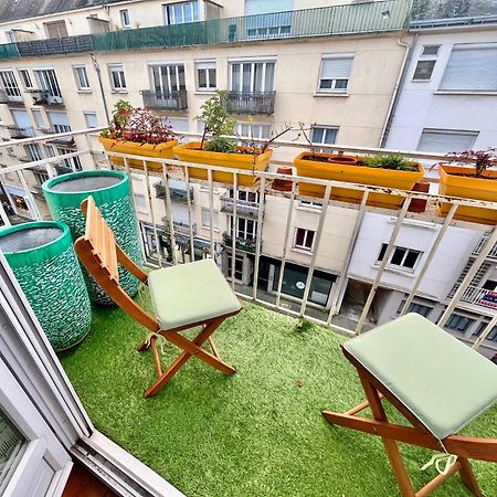 T & A - Cosy Et Lumineux Au Coeur De Ville - 6-8 Pers 반느 외부 사진